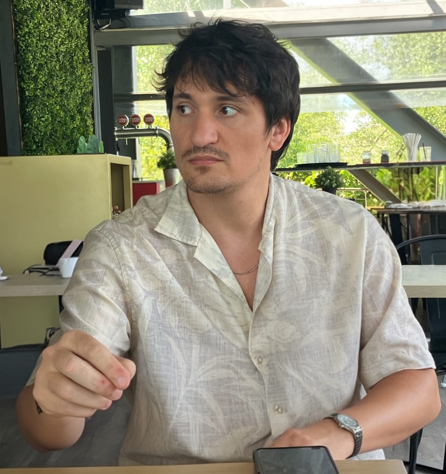 Elder Fernandes — Tech Strategist & Developer